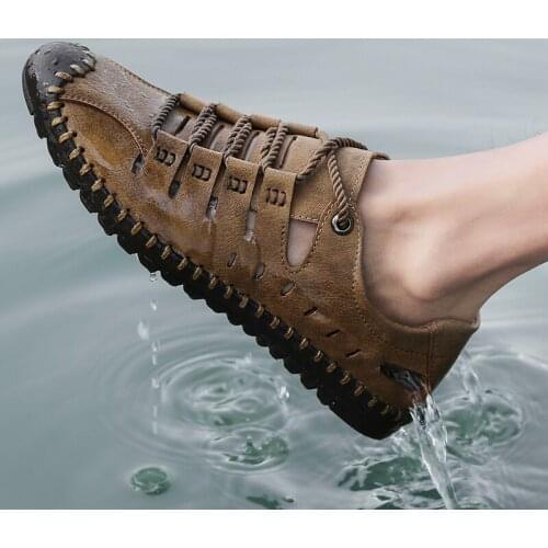 Men Casual Shoes Fashion Man Shoes Casual Men Comfortable Breathable Work Sneakers 2020 Leisure Leather Sapato Black Causal For