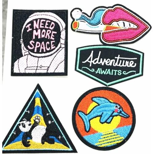 1Pcs Punk Cool Animal Letters Embroidery Sew On Patches Sewn Applique Badge Craft Embroidered DIY For Clothes Trousers Sticker