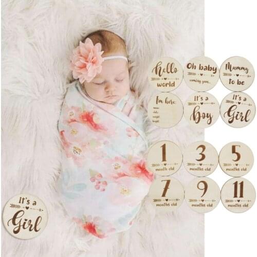 Handmade Baby Milestone Card Wood Infants Bathing Gift Newborn Photography Props