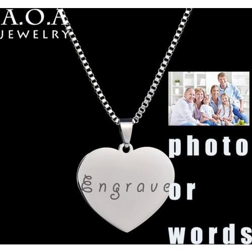 Personalized Stainless Steel Name Pendant Necklace Heart Love Engrave Photo Name 35MM Pendant Necklace Box Chain For Family Gift
