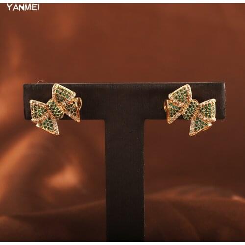 Classic Bow Stud Earrings for Women Shiny Cubic Zirconia Small Cute Stud Earrings Luxury Banquet Bridal Jewelry Pendientes