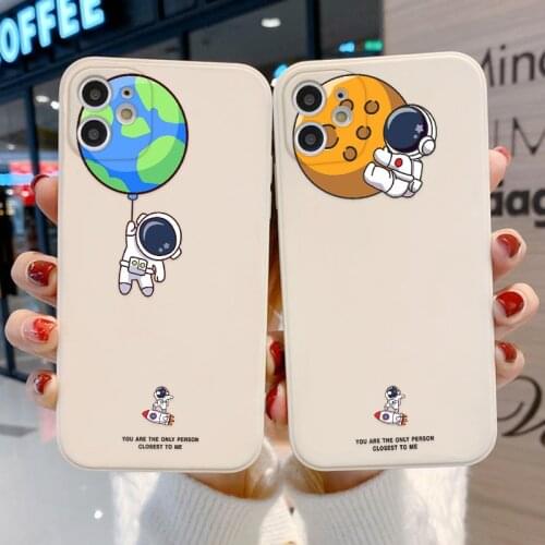 Case For Iphone XR funda Astronaut pattern Silicone case For Iphone 12 11 pro XS max XR 7 8 6 6s plus SE 2020 12 mini soft coque