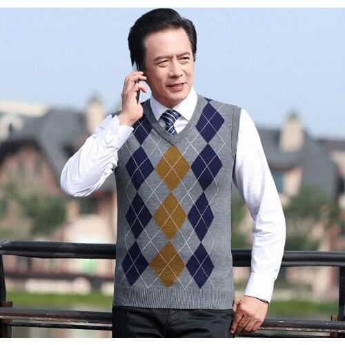 Autumn/winter Mens V-Neck Sleeveless Pullover Vest Golf Knitted Tank Top Fashionable Versatile Leisure 2020 Hot New