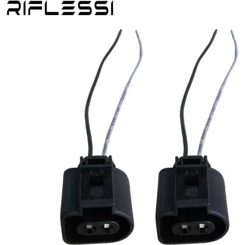 2 x 2 Pin Lights Connector Wire For Volvo FH FM FL For Scania Truck Trailer For VW Magotan Jetta Golf Tiguan Passat Lamp Socket