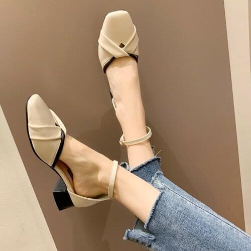 Fashion Summer Women Shoes Pointed Toe Sandals Buckle Strap PU Leather Sandals Low Heel Vintage Block Heels Ladies Shoes Sandals