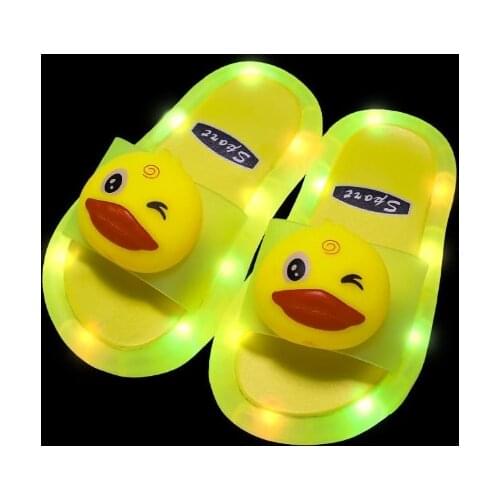 NEW Girl Slippers Children LED Garden Shoes Kids Slippers Baby Bathroom Sandals Kids Shoes for Girl Boys Light Up Yellow Shoes