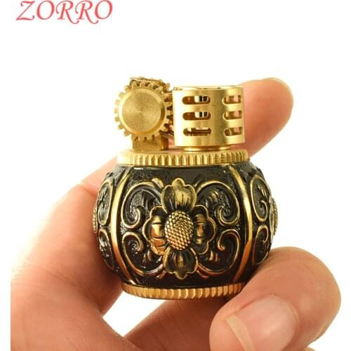 Zorro Kerosene Lighter Luxury Engraving Flower Brass Gasoline Flint Lighter Free Fire Inflated Oil Lighter Grinding Wheel Crafts