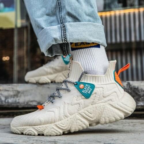 Trending Men Running Shoes Fashion Sock Sneakers Cheap Adult Fly Weaving Waking Footwear Breathable Sport Movement White Jogging