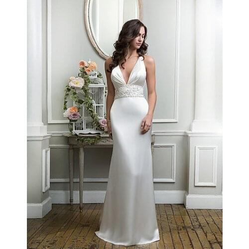 New Arrival 2018 Sexy V-neck Sleeveless Court Train Sheath Simple Bridal Gown vestido de novia cheap bridesmaid dresses