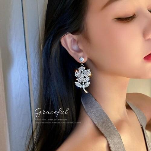 European and American fashion jewelry exaggerated personality rose drop earrings temperament design earrings for women