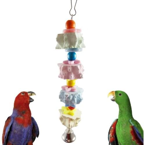 Large, medium and small parrot squirrel pet molar Natural Pepper Wood Molar string bite string Parrot bite toy