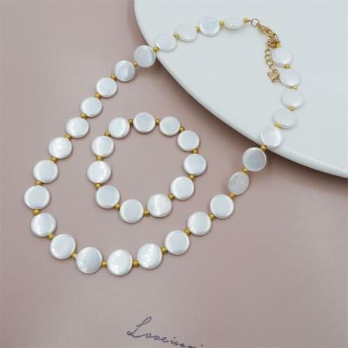 Charming girl Pearl Necklaces For Women