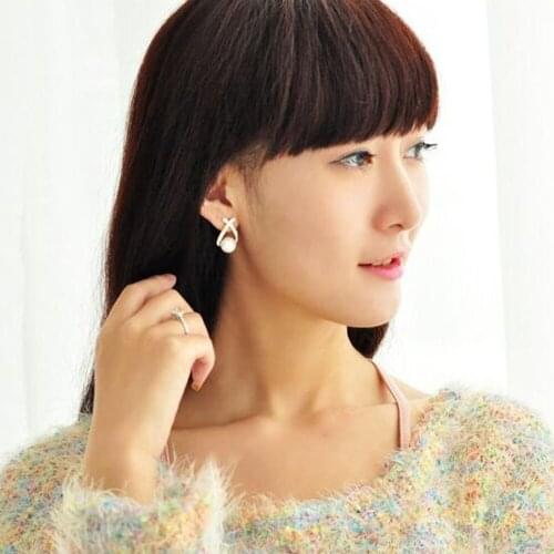 Drop Earings Fashion Jewelry Elegant Pearl Earrings Gold Crystal Cluster Trendy Stud Earrings Girls Birthday Women Accessories