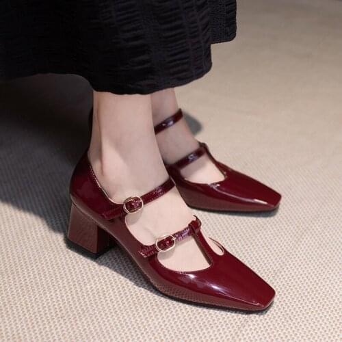 2021 Spring Women Shoes Patent Leather Solid Color T-shaped Buckle Square Toe Thick Heels Working Basic Women Shoes Wine red