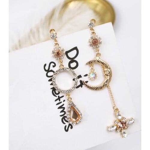 Asymmetric Rhinestone Cross Cute Moon Round Circle Clip Earrings for Girls Women Korean Style Statement Jewelry Brincos 6C3038