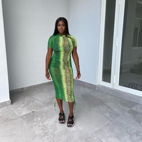 2021 Womens Summer Dress Sexy Print Contrast Skirt Temperament Commuter Pleated Bottoming Skirt Mid-Length Dress