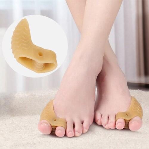 2pcs Big Toe Straightener Thumb Valgus Protector Silicone Gel Foot Fingers