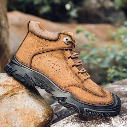 New Genuine Leather Outdoor Boots Men Fashion Handmade Walking Boots Botas Hombre Safety Anti-Collision High Top Hiking Shoes