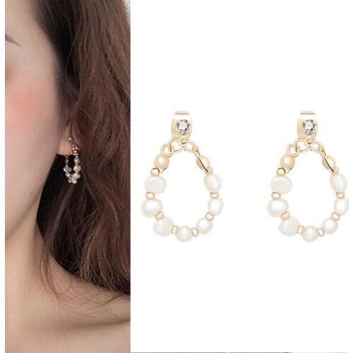 Elegant Luxury Pearl Hoop Earrings For Women Teens Girls Baroque Pearl Earring Hoops Wedding Party Engagement Fashion Jewelry