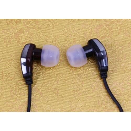 Opened box 99% New )Logitech UE600vm 3.5mm in-ear wired headset with microphone