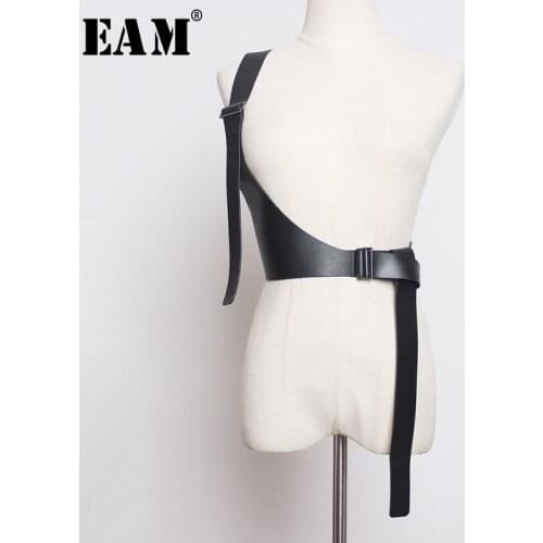 [EAM] 2021 New Spring Summer Pu Leather Strap Belt Brief Irregular Personality Girdle Women Fashion Tide All-match JX697