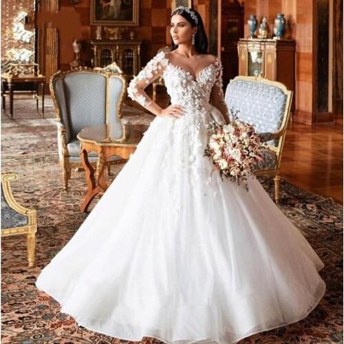 Dubai Puffy Applique Bridal Dresses Vestidos De Novia Romantic a line Wedding Gowns V Neckline robe de mariee