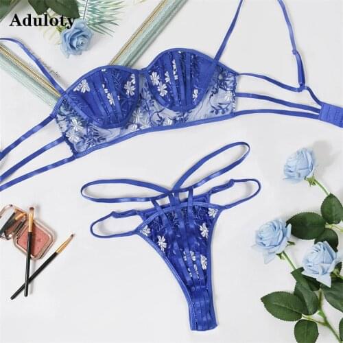 2021 Hot Sale New Sexy Womens Mesh Flower Embroidered Underwear Set Thin See-through wire free Bra Thong Sexy Lingerie Set
