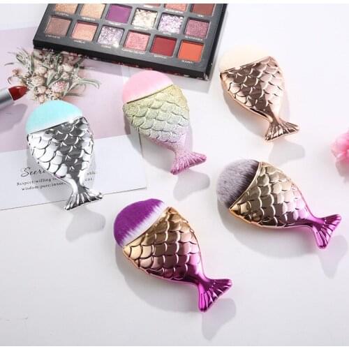 Makeup Brush Foundation Cosmetic Fish Brush Makeup Tools Kit Powder Face Blush Brush1Pcs Professional Mermaid Shape