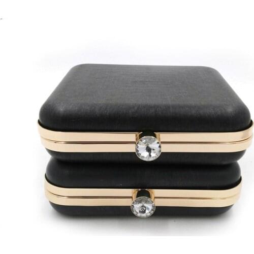 Wholesale China Factory Supply Obag Handles Frame 16.5X15.5 cm oval minaudiere box clutch frame with plastic covers purse frame