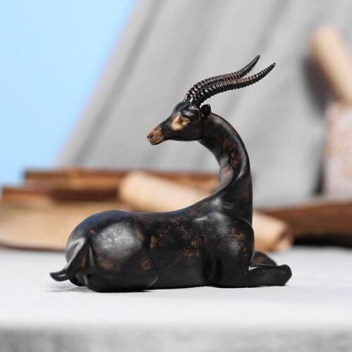 Resin Antelope Figurine Art Sculpture for Home Living Room Bedroom Party Office Garden Yard Pet Statues Decorations