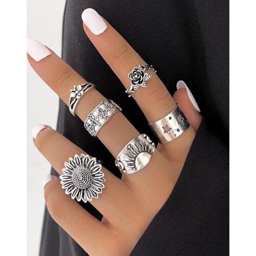 6 Pcs/ Set Retro Trend Exaggerated Sunflower Butterfly Carved Five-pointed Star Joint Ring Set for Women Party Jewelry Gift