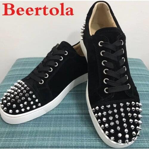 Newest Black Flock Casual Mens Shoes Back And Head Studded Spikes Round Toe Flats Shoes Men Lace Up Low Top Chaussures De Sport
