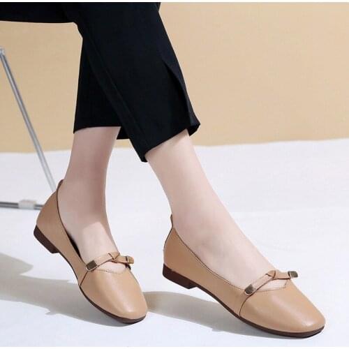Pointed Head Shallow Mouth Ladle Shoes Women Flat Match Fashion Soft Bottom Rhinestone Lazy Bean Shoes Shoes Women
