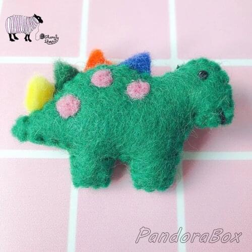 Rainbow Felted Wool Hearts Photo Props Newborn Photography Handmade Felt Rainbow Prop Baby Boy Girl Photo Shoot Posing Accesosry