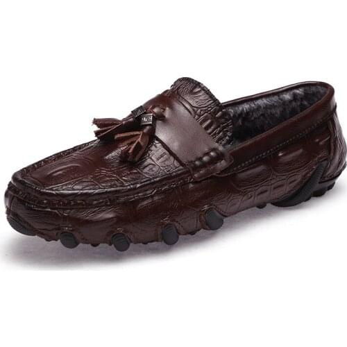 New Mens Casual Shoes Men Moccasins Fashion Boat Shoes Male 2019 Slip-On Classic Mens Shoes Loafers Designer Sneakers Men