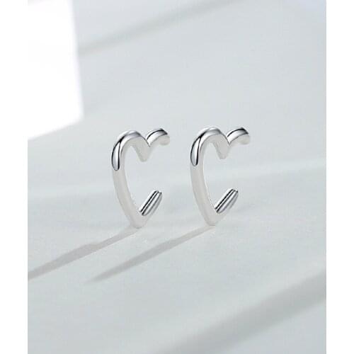 Fashion Jewelry Love Earrings Three Dimensional Heart Shaped Personality Sweet Design Simple Love Ear Clip For Party Gifts