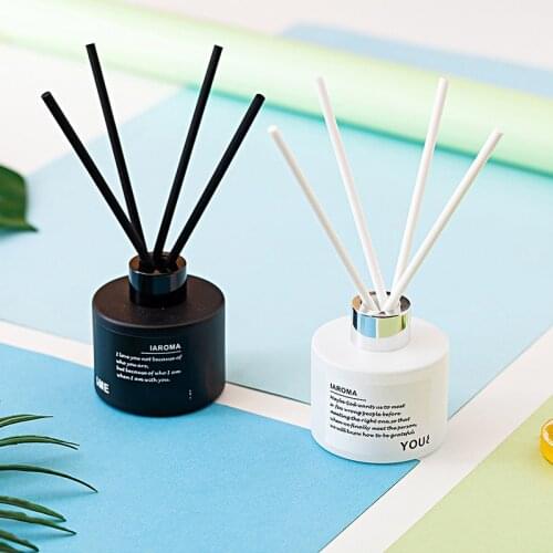 220ml Reed Diffuser with Black and White Painted Glass Natural Rattan Sticks and Home Fragrance Gift Bag for Home Deco Gift Set