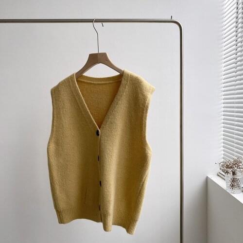 2021 Spring New Korean V-neck 5-color Loose Knitted Vest Women Casual Button Oversized Sweater Vest Outside Wearing