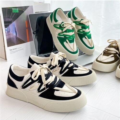 Autumn New Mens Skateboarding Shoes Casual Shoes Fashion Breathable Versatile Canvas Shoes Men Sneakers Foot Flat Walking Shoes