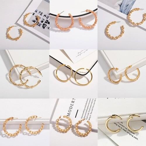 SOHOT Wholesale INS Circle Hot Sale Round Alloy Women Hoop Earrings Trendy Gold Color Chrm Female Jewelry Brincos