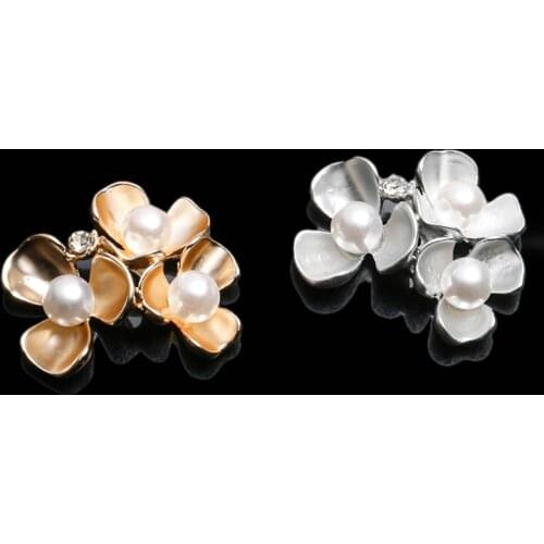 2019New 30Pcs Three-Flower Pearl Alloy Button for DIY Wedding Bridal Headdress Jewelry Accessories HZ555