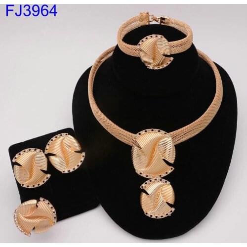 Dubai Bridal Big Jewelry Sets Nigerian Wedding African Necklace Bracelet Earring Ring Jewelry Set