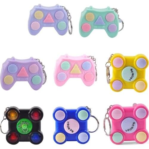 1PC Adults Kids Stress Relief Toy Portable Colorful Gamepad Shape Memory Maze Cube Gadget Keychain Educational Breakthrough Game