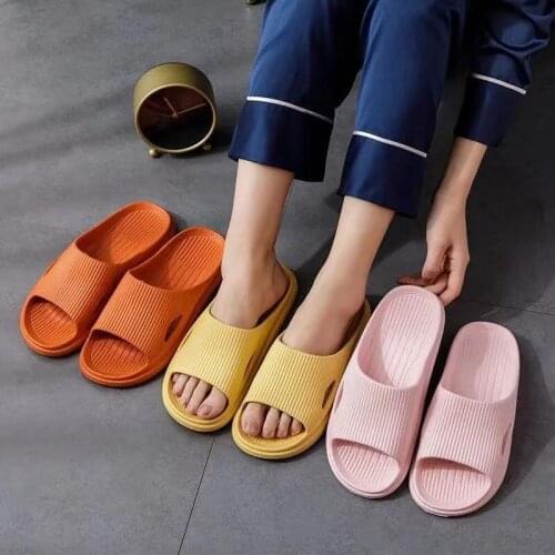Summer Home Non-slip Slippers Soft Soled Lovers Antiskid Home Bathroom Sandals Solid Wear-resistant Flip Flops Slippers
