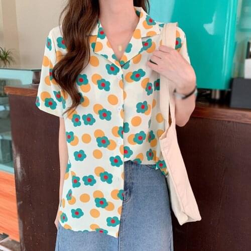 Fashion Female Casual Blouse Sweet Floral Printed V-neck Boyfriend Tunic Shirt for Ladies Korean Tops