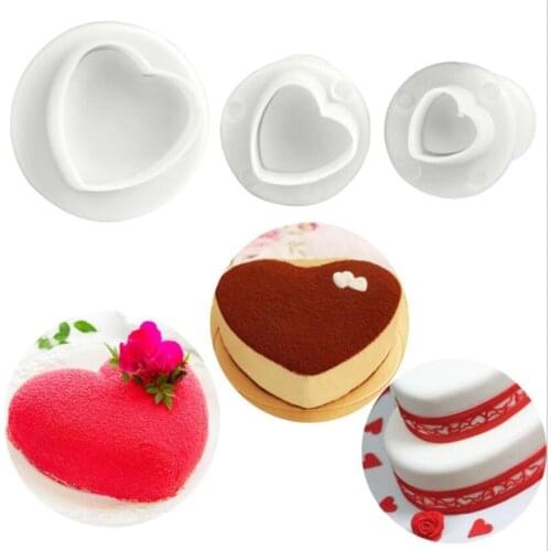 3pcs Cake Baking Cookie Mold Fondant Cake Tools Love Heart Shape Cake Biscuit Sugarcraft Cookies Plungers Paste Cutter Tools