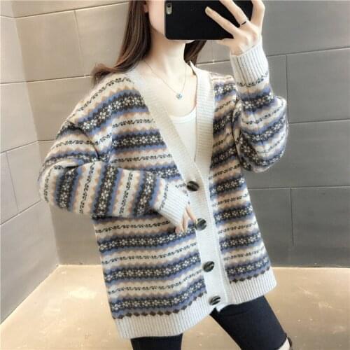 Room 209363, row 5, No. 1 middle] real shooting, V-neck sporadic stripe knitted cardigan [1133] 53