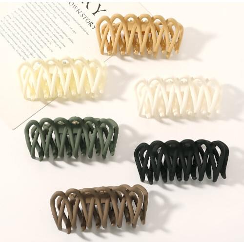 Korean Version of The New Dongdaemun Fence Hollow Spray Paint Catch Clip Large Shark Clip Trendy Hair Accessories Female