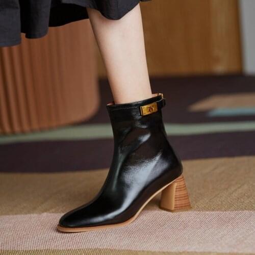 2021 Fashion Women Modern Boots Genuine Leather High Heel Boots Women Metal Buckle Short Boots New Fall Shoes Women Chunky Boots