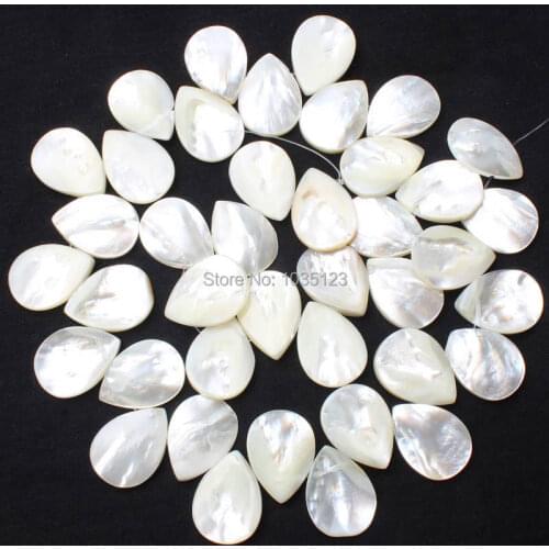 High Quality 40 Pcs 15x20mm Natural White Shell MOP Petal Shape Gems Loose Beads DIY Creative Jewellery Making w989